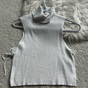 WHITE TURTLENECK TANK TOP